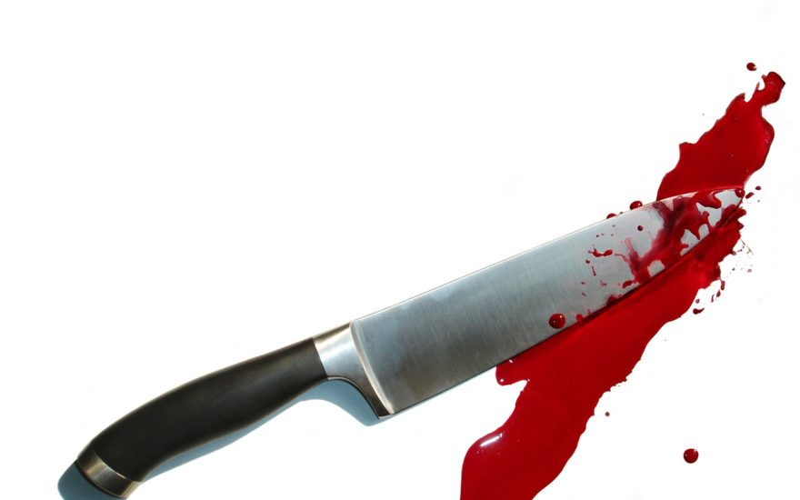 dexter-knife-blood-murder