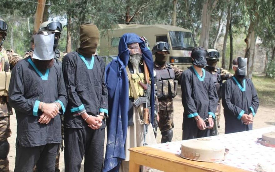 طالبان لباس زنانه